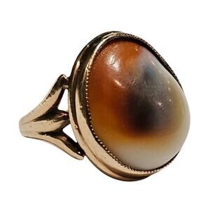 Antique 10K Gold "Eye of Shiva" Operculum Shell Ring